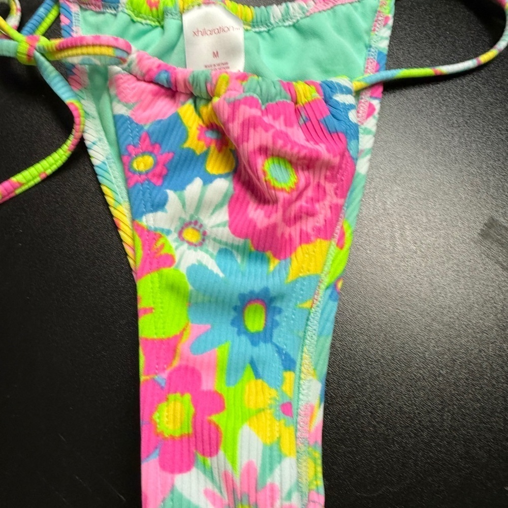 Xhilaration Swimsuit Floral Pink Blue Mint Green Bikini 2 Piece Swimsuit Sz M - Picture 2 of 11